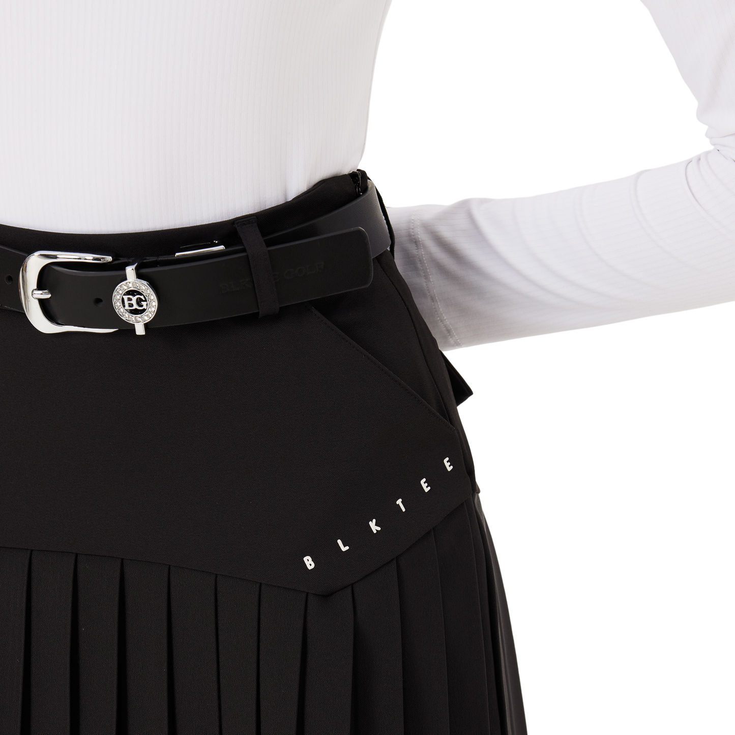BLKTEE pleated women's skirt (black)